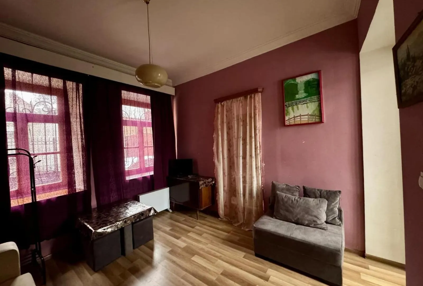 Apartment In Old Town Tbilisi Georgia